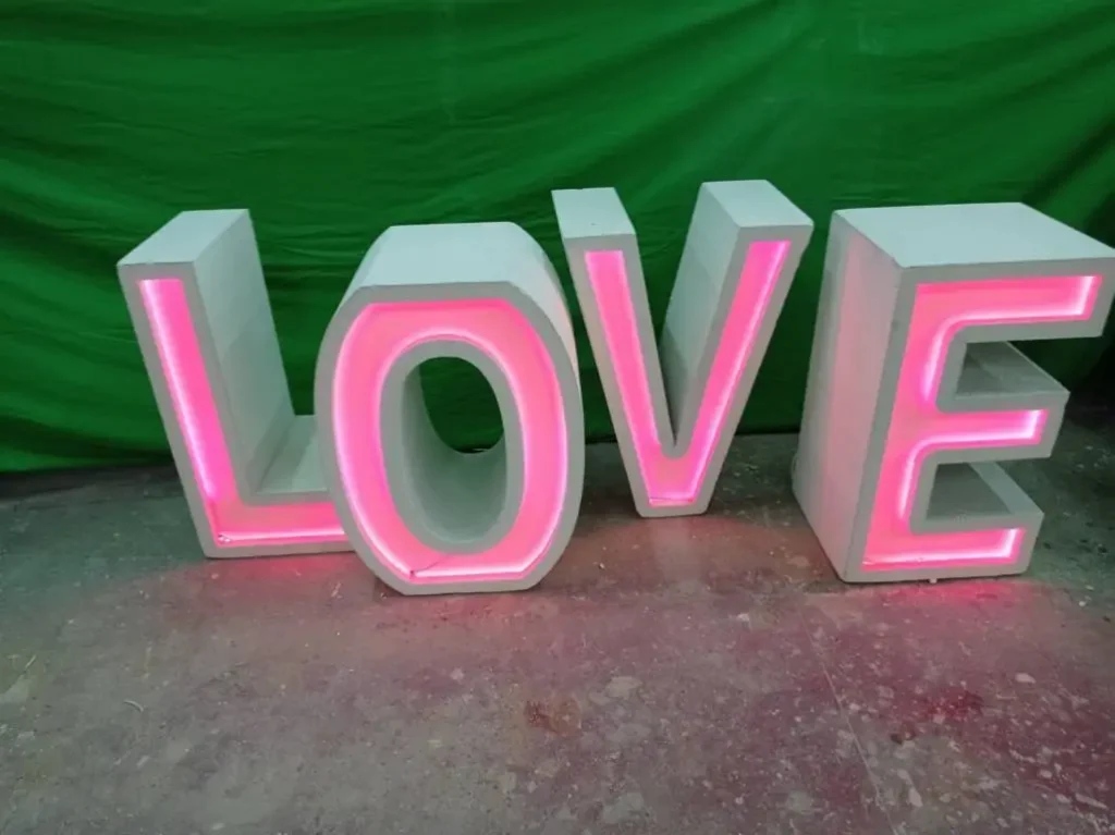 Lettere luminose con led rgb, base per tavoli torta, confettate