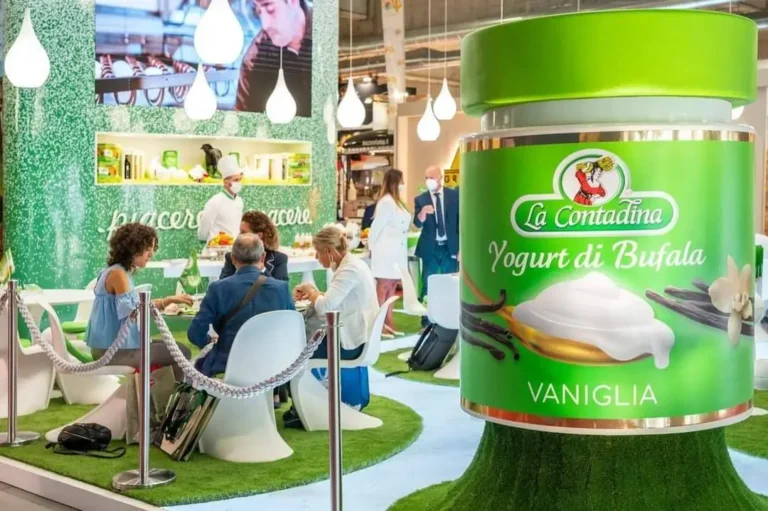 Mockup barattolo yogurt di bufala Caseificio La Contadina (1) (ilpolistirolo)