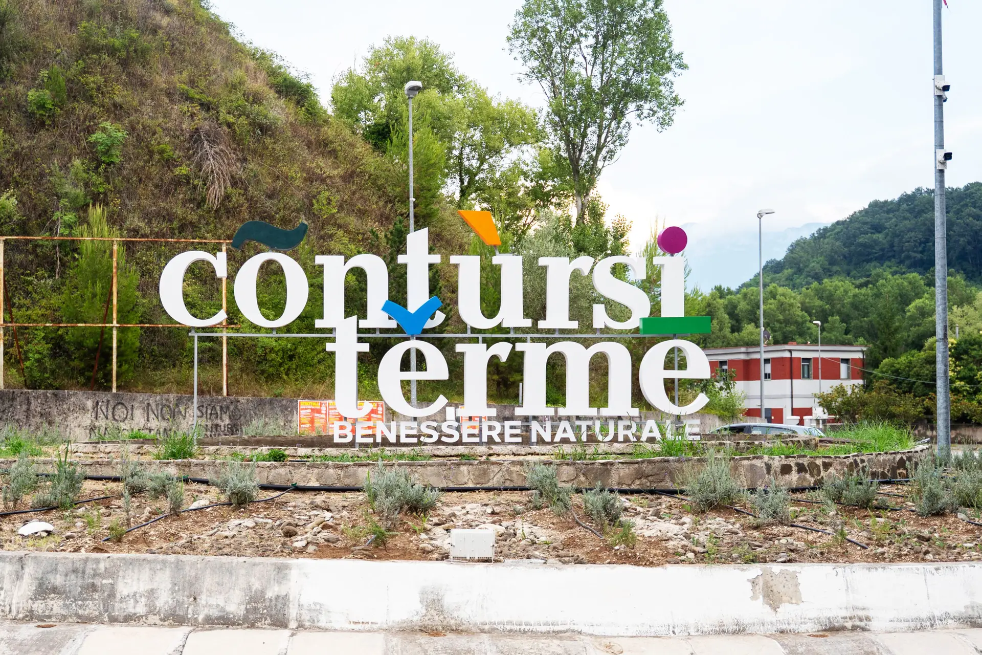 Lettering monumentale in polistirolo per Contursi Terme